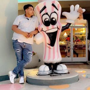 Meet your Posher, Richy